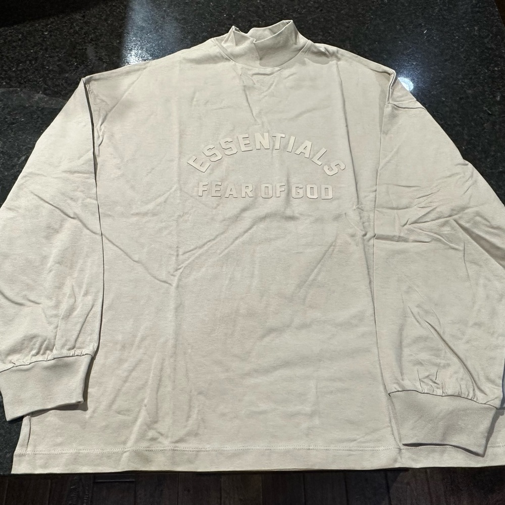 FEAR OF GOD- ESSENTIALS LS TEE - DUSTY BEIGE / XS